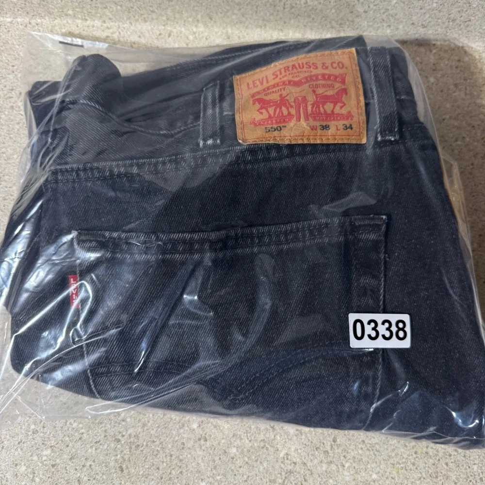Levis levi 550